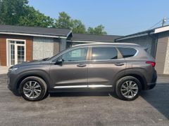 Ол оның кискасына келді, содан кейін куннилингус жасады.